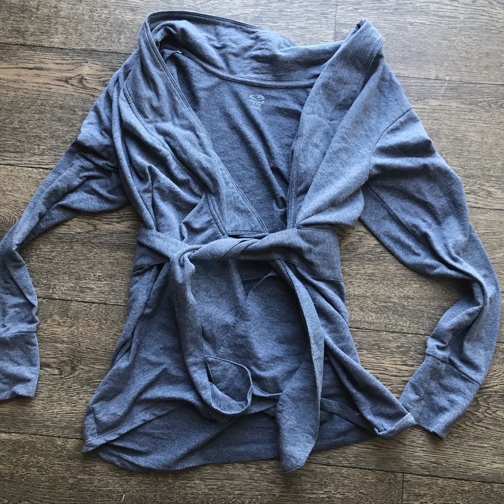 ADORABLE WOMENS JACKET! 💞